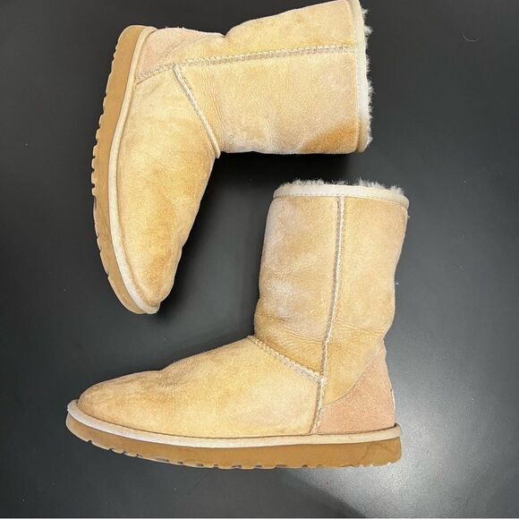 UGG Classic Sheerling Short Boot Bootie 6 - Picture 5 of 11